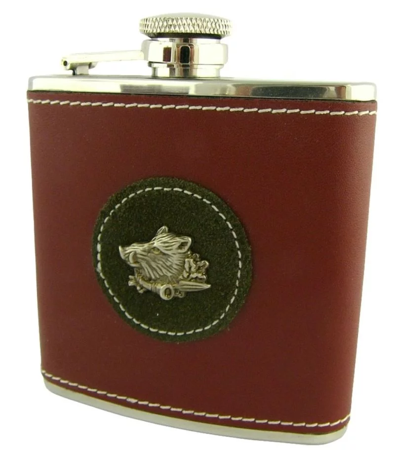 Zdjęcie produktu Piersiówka myśliwska skórzana z emblematem 145 ml (060-148)