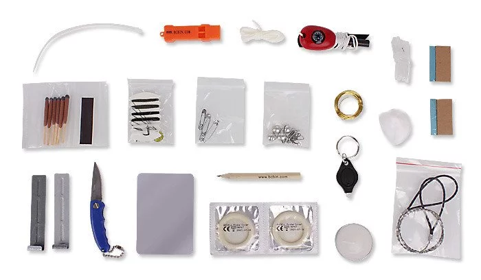 Zdjęcie produktu Zestaw survivalowy wojskowy BCB CK019 25-elementów przetrwania (469458)