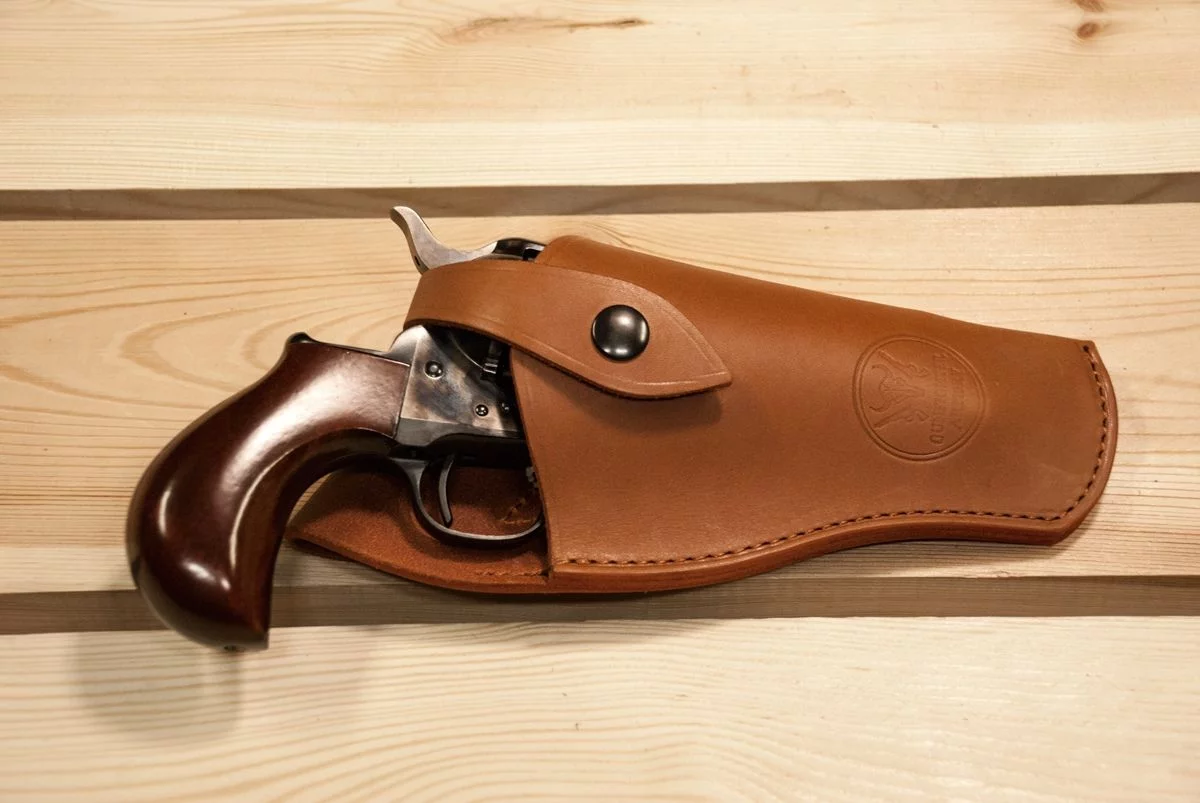 Zdjęcie produktu Kabura California 3,5" Brązowa (K/GUN CALIFORNIA 3,5 BRĄZ)