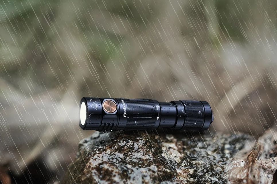 Fenix E05R